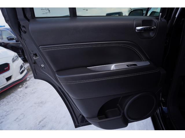 ジープ・コンパス リミテッド　社外ナビフルセグ地デジ・バックカメラ・ＢＯＳＴＯＮプレミアムサウンド・黒革シート・パワーシート・シートヒーター・ＥＴＣ・クルコン・純正１８アルミ・キーレス（37枚目）