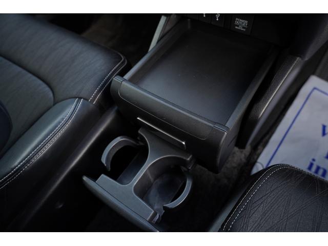 オデッセイ アブソルート・ＥＸ　純正ナビフルセグ地デジ・バックカメラ・後席モニター・両側パワードア・ハーフ革シート・ＬＥＤデイライト・ウェルカムライト・リアシェード・ＥＴＣ・スマートキー・ＢＳＭ・クルコン・社外１８アルミ・リアヒータ（37枚目）