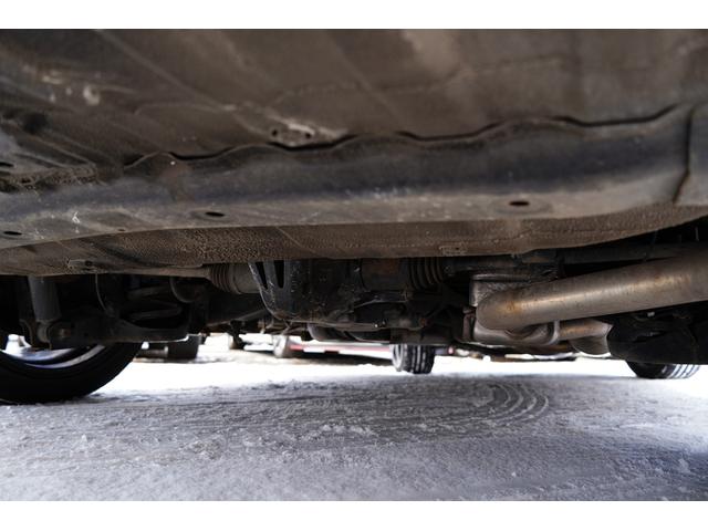 オデッセイ アブソルート・ＥＸ　純正ナビフルセグ地デジ・バックカメラ・後席モニター・両側パワードア・ハーフ革シート・ＬＥＤデイライト・ウェルカムライト・リアシェード・ＥＴＣ・スマートキー・ＢＳＭ・クルコン・社外１８アルミ・リアヒータ（52枚目）