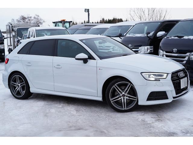 Ａ３ ２．０ＴＦＳＩクワトロスポーツＳラインパッケージ　純正ＭＭＩナビフルセグ地デジ・Ｂカメラ・ハーフ革シート・パワーシート・シートヒーター・ＡＣＣレーダクルーズ・バーチャルコックピット・ＬＥＤライト・ＥＧスターター・前後ドラレコ・社外１８アルミ・ＥＴＣ（2枚目）