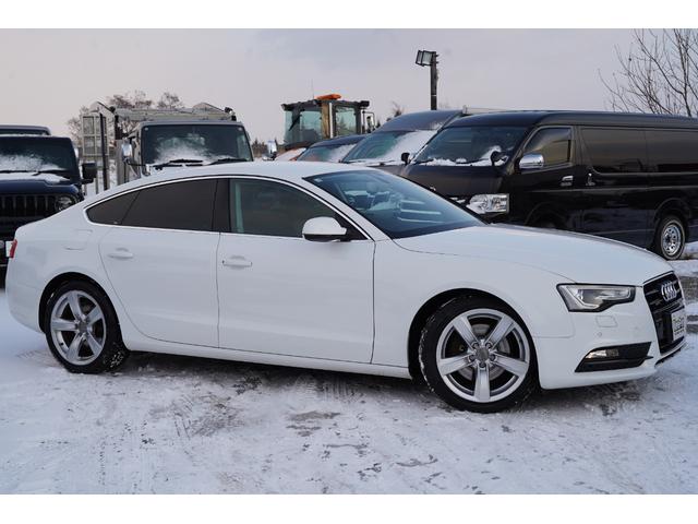 Ａ５スポーツバック ２．０ＴＦＳＩクワトロターボ後期モデル　後期型・純正ＭＭＩナビフルセグ地デジ・バックカメラ・黒革シート・パワーシート・シートヒーター・ミラーヒーター・ブレーキホールド・ＨＩＤライト・ＬＥＤテール・ＥＴＣ・アドバンスキー・本州仕入（2枚目）