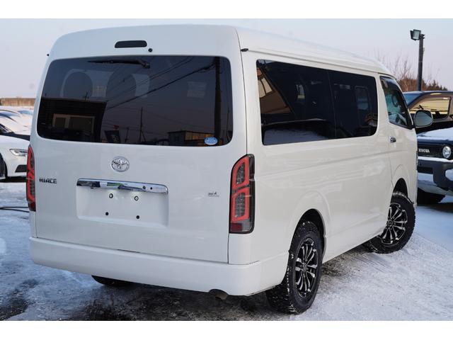 ハイエースワゴン ＧＬ４型後期モデル　社外ナビフルセグ地デジ・Ｂカメラ・追加モニター・後席モニター・パワードア・ＬＥＤライトＬＥＤフォグ・ＬＥＤテール・シートカバー・フロアパネル・Ｆスポイラー・ＥＴＣ・スマートキー・寒冷地仕様・本州仕入（10枚目）