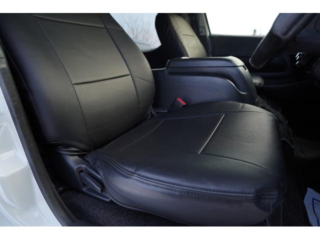 ハイエースワゴン ＧＬ４型後期モデル　社外ナビフルセグ地デジ・Ｂカメラ・追加モニター・後席モニター・パワードア・ＬＥＤライトＬＥＤフォグ・ＬＥＤテール・シートカバー・フロアパネル・Ｆスポイラー・ＥＴＣ・スマートキー・寒冷地仕様・本州仕入（19枚目）