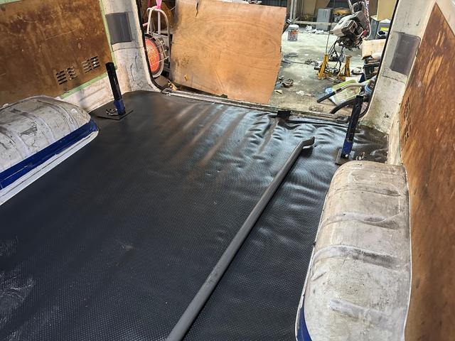 ハイエースバン ロングＤＸ　車検１年（16枚目）