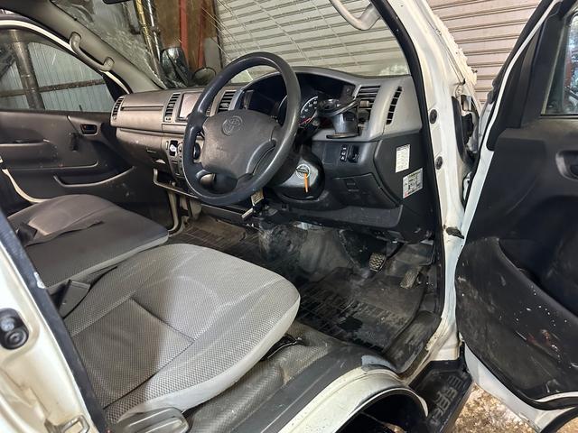 ハイエースバン ロングＤＸ　車検１年（18枚目）