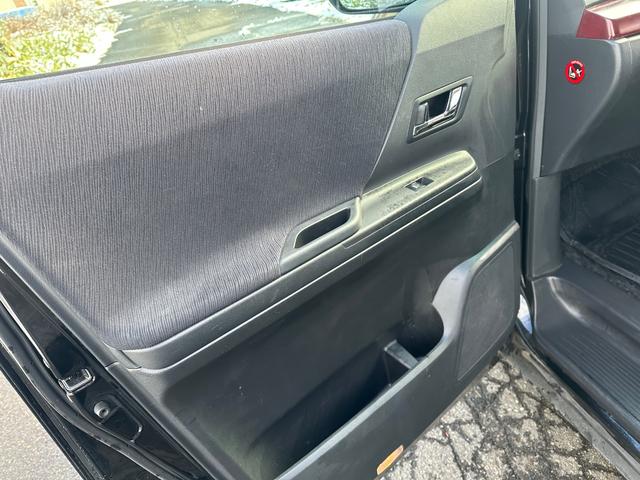 ヴェルファイア 2.4Z 車検2年(22枚目)