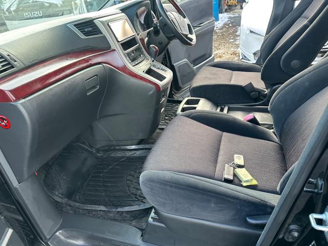 ヴェルファイア 2.4Z 車検2年(23枚目)