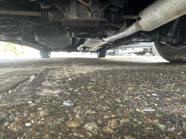 ヴェルファイア 2.4Z 車検2年(28枚目)