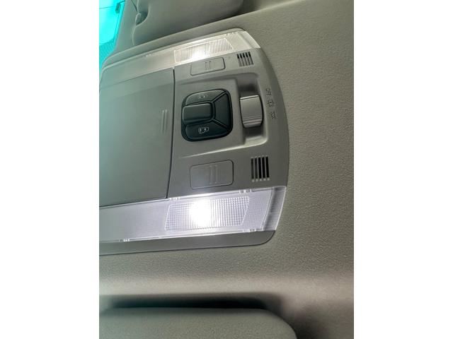 ヴェルファイア 2.4Z 車検2年(30枚目)