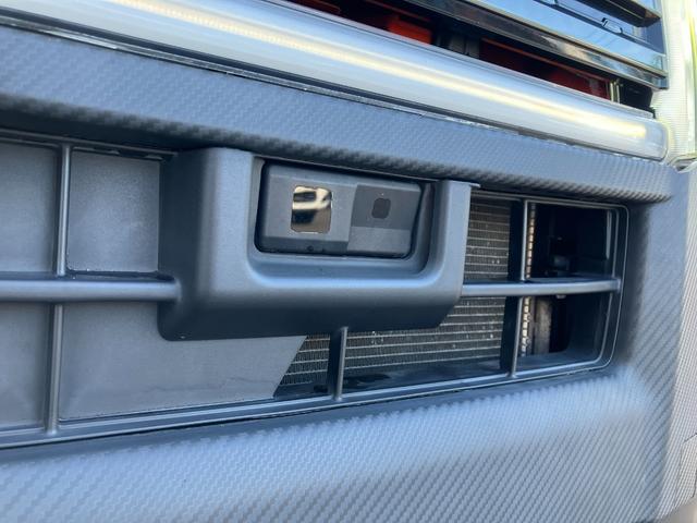ムーヴ カスタム　ＲＳ　ハイパーＳＡ　ハーフレザーシート　社外ナビ　ターボ　スマートアシスト　スマートキー　ＬＥＤヘッドライト　フォグランプ　プッシュスタート　ＥＴＣ　オートライト　アイドリングストップ　４ＷＤ（6枚目）