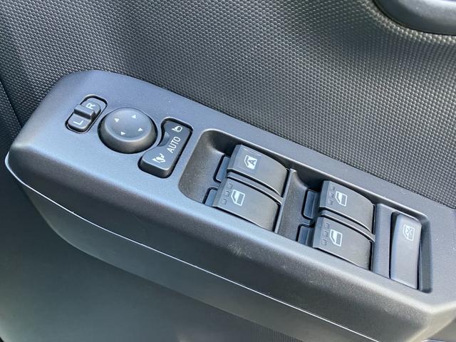 タフト X 4WD 純正CDプレイヤー スマートキー スカイフィールトップ ブレーキホールド アイドリングストップ クリアランスソナー 電格ミラー 衝突軽減ブレーキ 横滑り防止装置(17枚目)