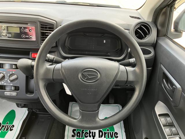 ミライース Ｌ　ＳＡＩＩＩ　４ＷＤ　夏冬タイヤ　純正ＣＤプレイヤー　キーレス　アイドリングストップ　クリアランスソナー　オートマチックハイビーム　衝突軽減ブレーキ　横滑り防止装置　ＥＴＣ（13枚目）