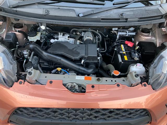 ルーミー X 4WD スマアシ 社外ナビ バックカメラ 夏冬タイヤ付き スマートキー フルセグTV 片側パワスラ オートライト アイドリングストップ クリアランスソナー 衝突軽減ブレーキ 横滑り防止装置(6枚目)