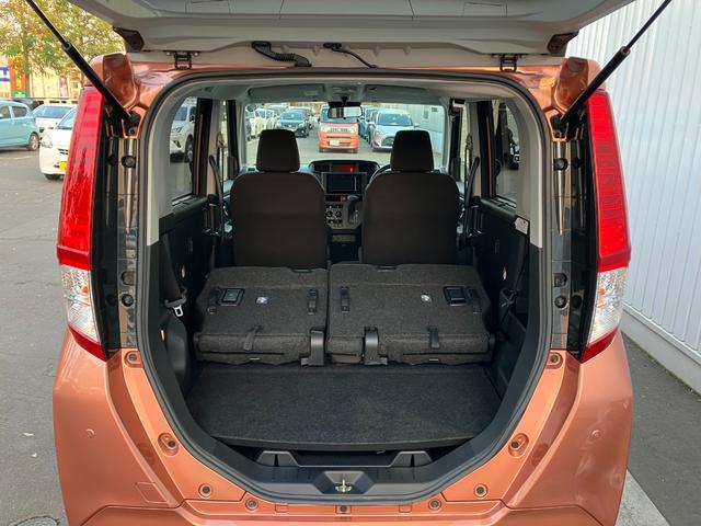 ルーミー X 4WD スマアシ 社外ナビ バックカメラ 夏冬タイヤ付き スマートキー フルセグTV 片側パワスラ オートライト アイドリングストップ クリアランスソナー 衝突軽減ブレーキ 横滑り防止装置(31枚目)