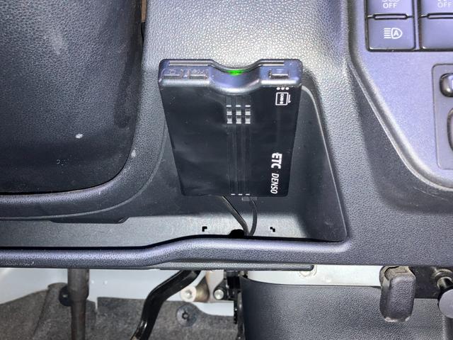 ハイゼットカーゴ クルーズＳＡＩＩＩ　純正ナビ　キーレス　スマアシ　フルセグＴＶ　アイドリングストップ　ＬＥＤライト　ＥＴＣ　電格ミラー（19枚目）