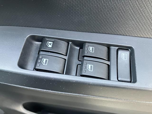 ミライース Ｌ　ＳＡＩＩＩ　純正オーディオ　キーレスエントリー　オートライト　アイドリングストップ　クリアランスソナー　衝突軽減ブレーキ　横滑り防止装置（18枚目）