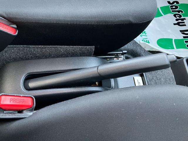 ミライース Ｌ　ＳＡＩＩＩ　純正オーディオ　キーレスエントリー　オートライト　アイドリングストップ　クリアランスソナー　衝突軽減ブレーキ　横滑り防止装置（21枚目）