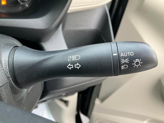 デイズ Ｘ　４ＷＤ　スマートキー　アラウンドビューモニター　バックカメラ　アイドリングストップ　オートライト　シートヒーター　衝突軽減ブレーキ　電格ミラー　セーフティシールド（13枚目）