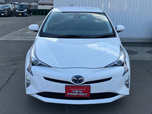 プリウス Ｓ　４ＷＤ　夏冬タイヤ付き　寒冷地仕様　スマートキー　純正ナビ　フルセグＴＶ　バックカメラ　ＥＴＣ　トヨタセーフティセンス　ＬＥＤライト　オートライト　フォグ　電格ミラー（37枚目）