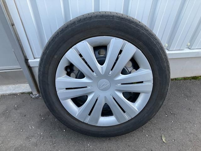 タント Ｘ　４ＷＤ　夏冬タイヤ付き　スマートキー　片側パワスラ　純正ＣＤチューナー　ドラレコ　ブレーキホールド　アイドリングストップ　クリアランスソナー　オートライト　衝突軽減ブレーキ　横滑り防止装置　電格ミラー（9枚目）