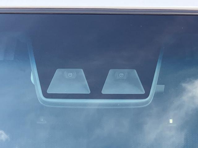 サンバーバン ＶＣターボスマートアシスト　４ＷＤ　社外ＣＤチューナー　キーレス　ハイルーフ　寒冷地仕様　両側スライドドア　スマアシ　ターボ　ＬＥＤライト　フォグ　アイドリングストップ　クリアランスソナー　衝突軽減ブレーキ　横滑り防止装置（9枚目）