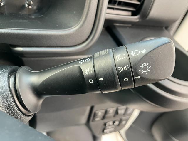 サンバーバン ＶＣターボスマートアシスト　４ＷＤ　社外ＣＤチューナー　キーレス　ハイルーフ　寒冷地仕様　両側スライドドア　スマアシ　ターボ　ＬＥＤライト　フォグ　アイドリングストップ　クリアランスソナー　衝突軽減ブレーキ　横滑り防止装置（13枚目）