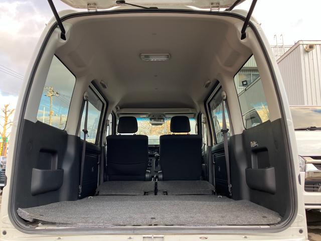 サンバーバン ＶＣターボスマートアシスト　４ＷＤ　社外ＣＤチューナー　キーレス　ハイルーフ　寒冷地仕様　両側スライドドア　スマアシ　ターボ　ＬＥＤライト　フォグ　アイドリングストップ　クリアランスソナー　衝突軽減ブレーキ　横滑り防止装置（30枚目）