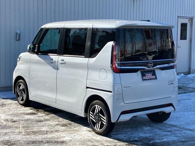 ルークス ハイウェイスター　Ｘ　プロパイロットエディション　４ＷＤ　純正ナビ　スマートキー　両側パワスラ　アラウンドビューモニター　デジタルインナーミラー　ＬＥＤ　オートライト　ＥＴＣ　シートヒーター　ステアリングヒーター　衝突軽減ブレーキ　横滑り防止装置（40枚目）