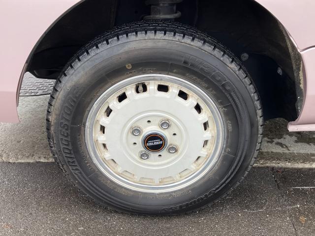 ハイゼットトラック ジャンボＳＡＩＩＩｔ　パートタイム４ＷＤ　キーレスエントリー　社外ＣＤチューナー　三方開　スマートアシスト　マニュアルエアコン　フォグ　衝突軽減ブレーキ　横滑り防止装置（9枚目）