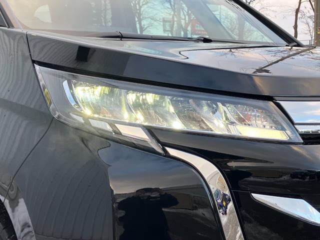 ノア Z 4WD 夏冬タイヤ スマートキー 両側パワスラ 純正ナビ エンスタ 前後ドラレコ ETC Bカメ 全周囲カメラ オートライト フォグ 3列シート クリアランスソナー MTモード シートヒーター(47枚目)