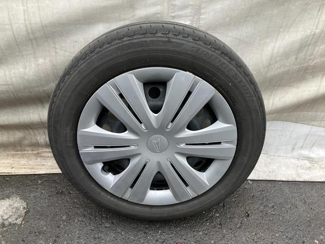 タント Ｘ　４ＷＤ　夏冬タイヤ付　スマートキー　純正エンスタ　片側パワスラ　純正ナビ　フルセグＴＶ　バックカメラ　ＥＴＣ　ドラレコ　アイドリングストップ　クリアランスソナー　衝突軽減ブレーキ　横滑り防止装置（9枚目）