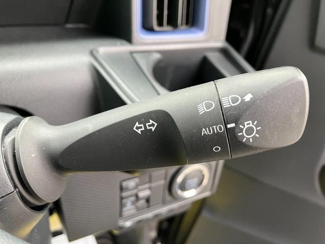 タント Ｘ　４ＷＤ　夏冬タイヤ付　スマートキー　純正エンスタ　片側パワスラ　純正ナビ　フルセグＴＶ　バックカメラ　ＥＴＣ　ドラレコ　アイドリングストップ　クリアランスソナー　衝突軽減ブレーキ　横滑り防止装置（17枚目）