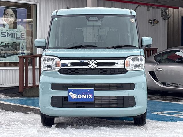 スペーシア ハイブリッドＧ　４ＷＤ　両側スライドドア　クリアランスソナー　オートライト　スマートキー　アイドリングストップ　電動格納ミラー　シートヒーター　ベンチシート　ＣＶＴ　ＡＢＳ　ＥＳＣ　ＣＤ　エアコン　パワーステアリング（12枚目）