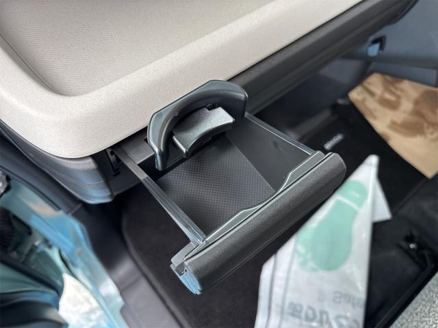 スペーシア ハイブリッドＧ　４ＷＤ　両側スライドドア　クリアランスソナー　オートライト　スマートキー　アイドリングストップ　電動格納ミラー　シートヒーター　ベンチシート　ＣＶＴ　ＡＢＳ　ＥＳＣ　ＣＤ　エアコン　パワーステアリング（41枚目）