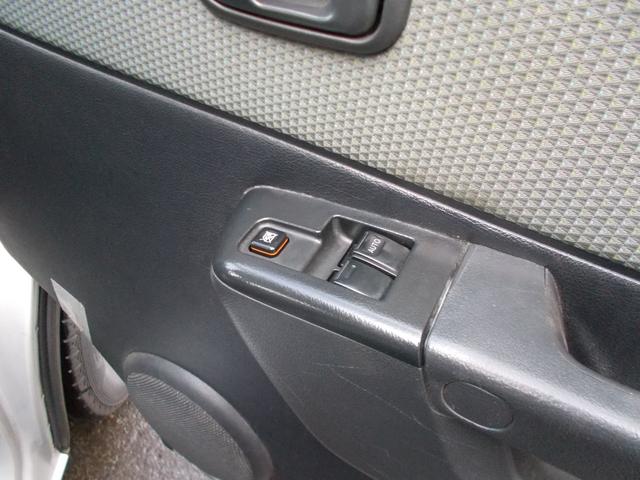 タウンエースバン ＧＬ　４ＷＤ　ＷＳＲＳ　ＡＢＳ　ナビ　フルセグＴＶ　リアヒーター　社外ＡＷ（17枚目）