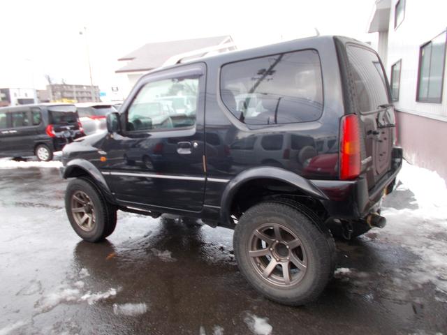 ジムニー ワイルドウインド　４ＷＤ　ターボ　リフトＵＰ　オーバーフェンダー　前後社外バンパー　社外マフラー　キーレス　エンジンスターター　シートヒーター　ミラーヒーター　フォグランプ　タイミングチェーン（4枚目）