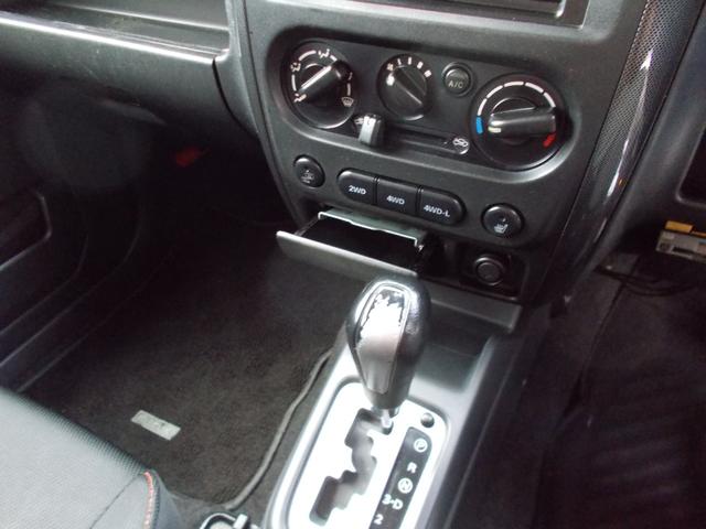 ジムニー ワイルドウインド　４ＷＤ　ターボ　リフトＵＰ　オーバーフェンダー　前後社外バンパー　社外マフラー　キーレス　エンジンスターター　シートヒーター　ミラーヒーター　フォグランプ　タイミングチェーン（15枚目）