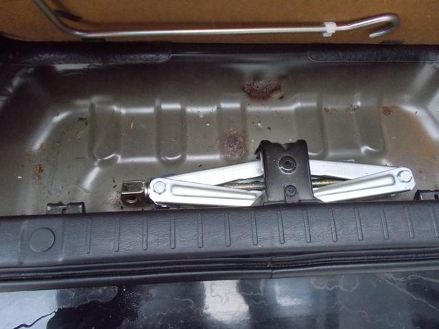 ジムニー ワイルドウインド　４ＷＤ　ターボ　リフトＵＰ　オーバーフェンダー　前後社外バンパー　社外マフラー　キーレス　エンジンスターター　シートヒーター　ミラーヒーター　フォグランプ　タイミングチェーン（21枚目）