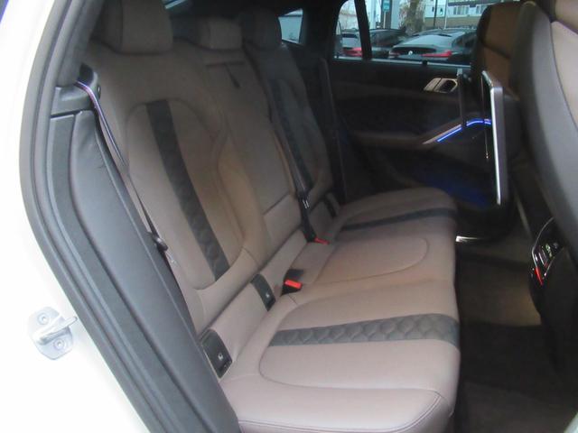 X6 M コンペティション 冬タイヤ付き 1オーナー コンフォートPKG プラスPKG リアエンター カーボンインテリア レーザーライト アラームシステム フルレザーインテリア シートヒーター ベンチレーション ソフトクローズ(11枚目)