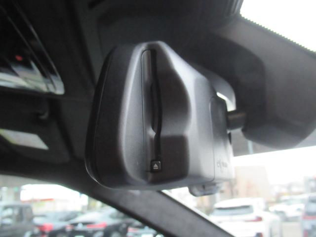 X6 M コンペティション 冬タイヤ付き 1オーナー コンフォートPKG プラスPKG リアエンター カーボンインテリア レーザーライト アラームシステム フルレザーインテリア シートヒーター ベンチレーション ソフトクローズ(13枚目)