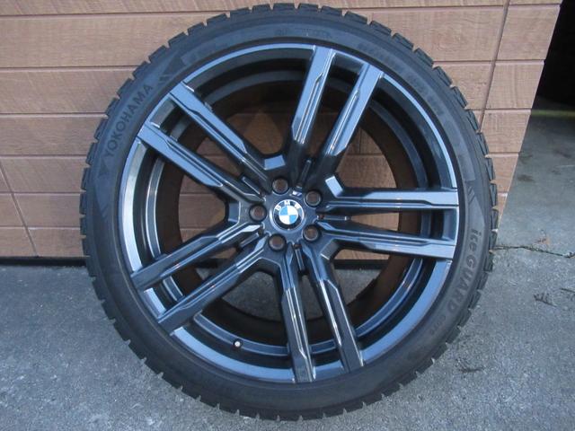 X6 M コンペティション 冬タイヤ付き 1オーナー コンフォートPKG プラスPKG リアエンター カーボンインテリア レーザーライト アラームシステム フルレザーインテリア シートヒーター ベンチレーション ソフトクローズ(19枚目)