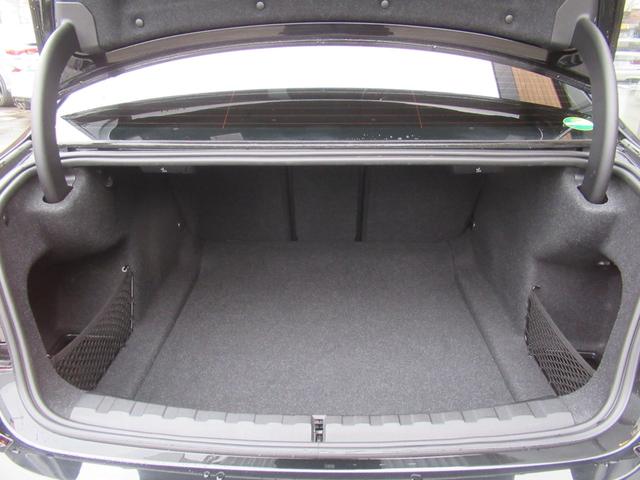 3シリーズ 320d xDrive Mスポーツ 黒革シート 電動シート シートヒーター 全周囲カメラ パワートランク アダプティブクルーズコントロール パドルシフト ワイヤレスチャージング 電動格納ミラー フルセグTV ETC 19インチAW(15枚目)