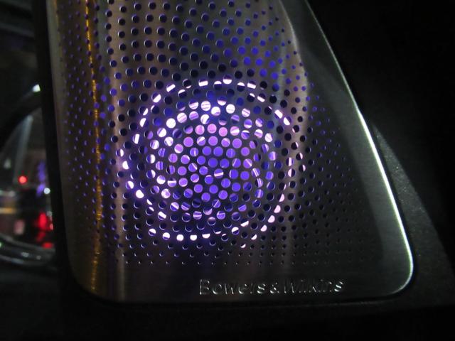 X7 xDrive 40d Mスポーツ 登録済未使用車 BOWERS&WILKINS Mスポーツパッケージプロ スカイラウンジパノラマルーフ INDIVIDUALアッシュフローインググレーファインウッドトリム 22インチMライトアルミ(11枚目)