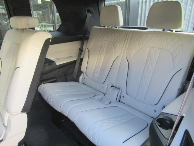 X7 xDrive 40d Mスポーツ 登録済未使用車 BOWERS&WILKINS Mスポーツパッケージプロ スカイラウンジパノラマルーフ INDIVIDUALアッシュフローインググレーファインウッドトリム 22インチMライトアルミ(14枚目)