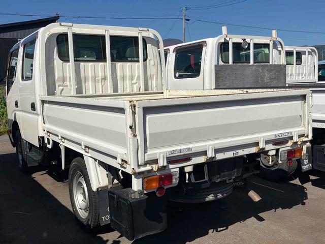 トヨエース 　４ＷＤ　トラック　ＭＴ　エアコン　パワーステアリング　パワーウィンドウ　運転席エアバッグ（16枚目）