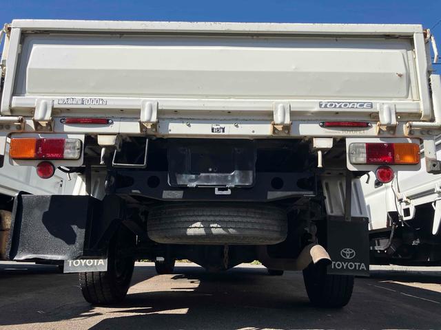 トヨエース 　４ＷＤ　トラック　ＭＴ　エアコン　パワーステアリング　パワーウィンドウ　運転席エアバッグ（22枚目）