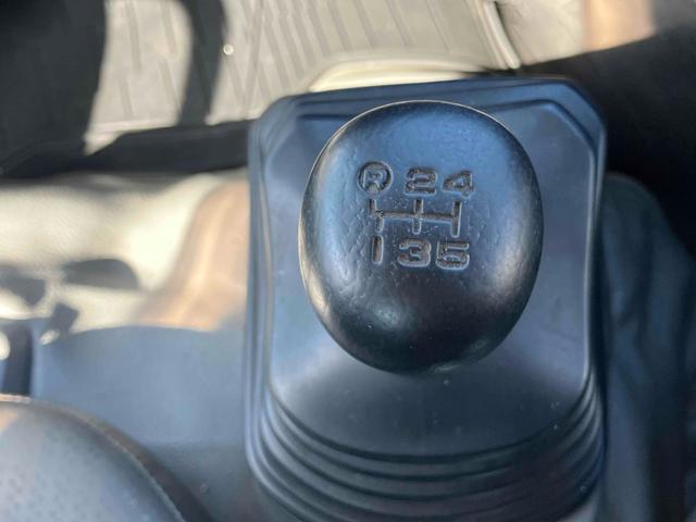 ダイナトラック 　４ＷＤ　トラック　ＭＴ　後輪ダブル　ＥＴＣ　ＡＢＳ　エアコン　パワーステアリング　パワーウィンドウ　運転席エアバッグ（23枚目）