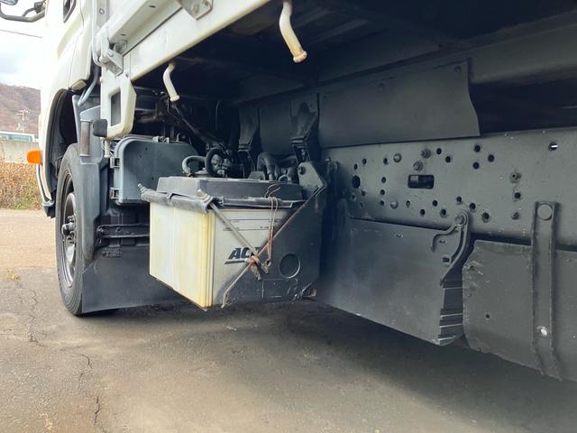 ダイナトラック 　３．０ＤＴ　４ＷＤ　平ボデー　積載量１．２５ｔ　ＥＴＣ　リアシングルタイヤ（12枚目）