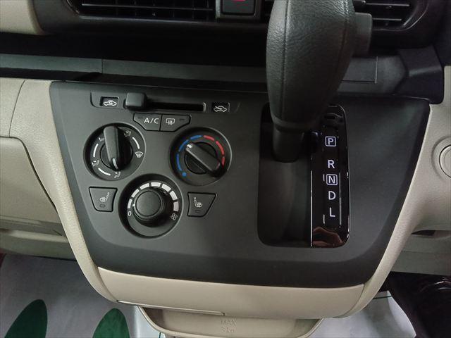 ルークス Ｓ　４ＷＤ　衝突軽減ブレーキ　Ｂｌｕｅｔｏｏｔｈ　バックカメラ　純正ナビＴＶ　エマージェンシーブレーキ　ＥＴＣ　障害物センサー　盗難防止装置　横滑り防止装置　誤発進抑制装置　ＬＥＤヘッドライト　禁煙車（22枚目）