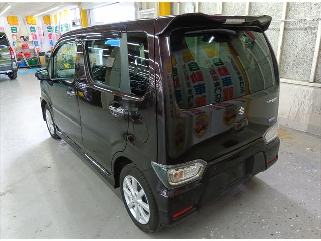 ワゴンＲスティングレー ハイブリッドＸ　４ＷＤ　衝突軽減ブレーキ　禁煙車　盗難防止装置　横滑り防止装置　誤発進抑制装置　シートヒーター　ミラーヒーター　ＬＥＤヘッドライト　プッシュスタート　スマートキー　アイドリングＳＴＯＰ（4枚目）